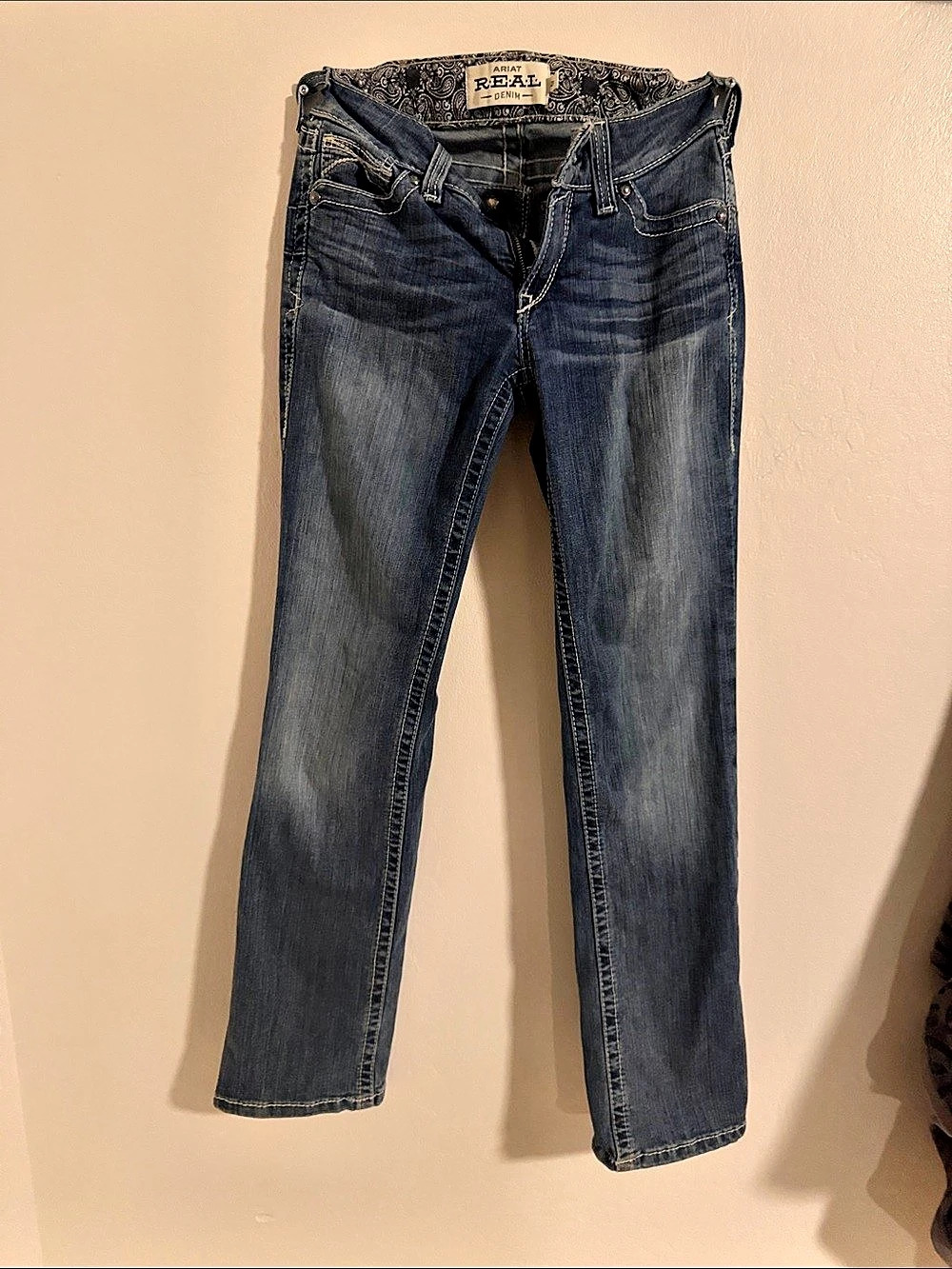 Ariat R.E.A.L. Low-Rise Stretch Rosy Whipstitch Boot Cut Jeans Boot Cut Jeans